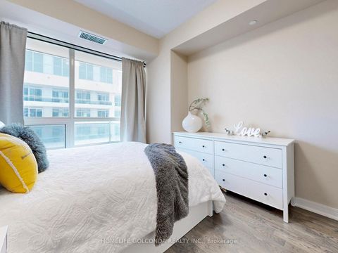 Photo 16 at 1007 - 9205 Yonge Street, Langstaff, Richmond Hill