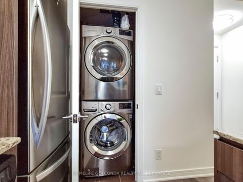 Photo 23 at 1007 - 9205 Yonge Street, Langstaff, Richmond Hill