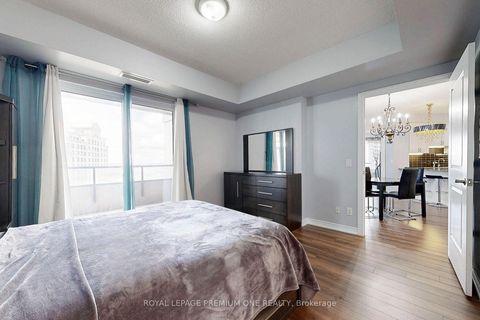 Photo 16 at 1202 - 9255 Jane Street, Maple, Vaughan