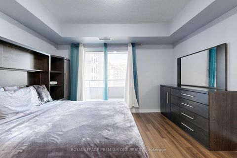 Photo 17 at 1202 - 9255 Jane Street, Maple, Vaughan