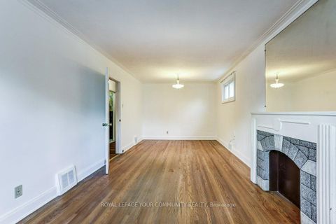 Photo 6 at 109 Glencrest Boulevard, Parkview, Toronto
