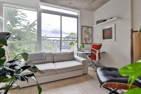 Photo 4 at 309 - 130 Rusholme Road, Dufferin Grove, Toronto