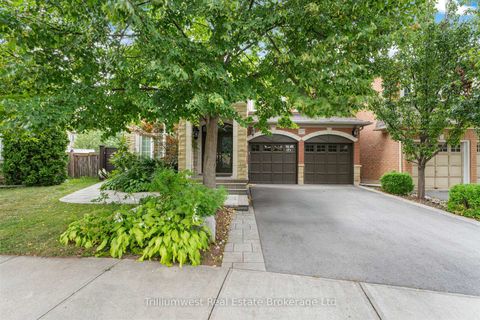 Photo 4 at 227 Beechtree Crescent, BR Bronte, Oakville