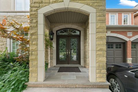 Photo 5 at 227 Beechtree Crescent, BR Bronte, Oakville