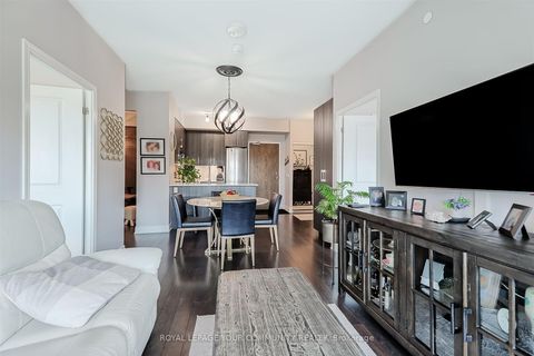 Photo 19 at 208 - 99 Eagle Rock Way S, Maple, Vaughan