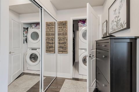 Photo 33 at 208 - 99 Eagle Rock Way S, Maple, Vaughan