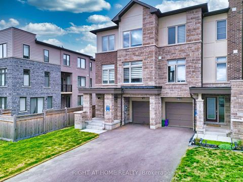 Photo 2 at 209 Vantage Loop, Woodland Hill, Newmarket