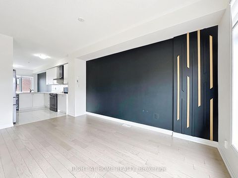 Photo 6 at 209 Vantage Loop, Woodland Hill, Newmarket