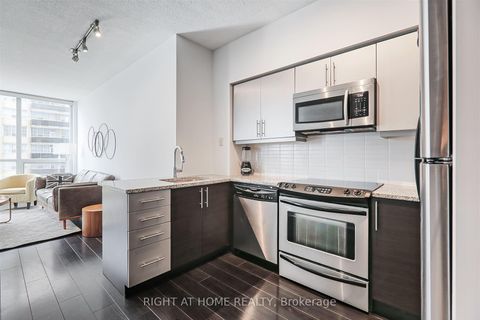 Photo 7 at 908 - 83 Redpath Avenue, Mount Pleasant West, Toronto
