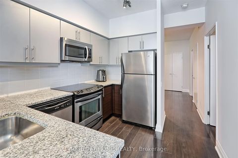 Photo 9 at 908 - 83 Redpath Avenue, Mount Pleasant West, Toronto