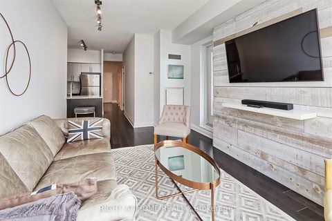 Photo 11 at 908 - 83 Redpath Avenue, Mount Pleasant West, Toronto