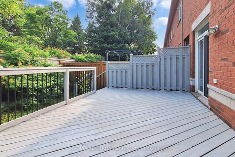 Photo 37 at 86 - 8 Townwood Drive, Jefferson, Richmond Hill