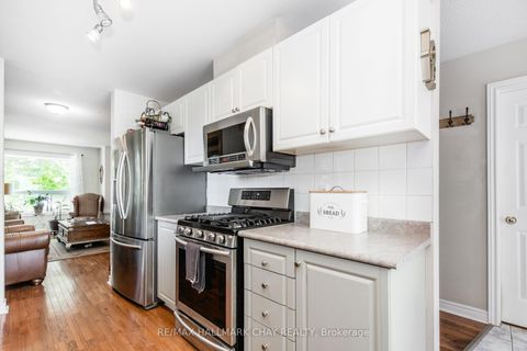 Photo 6 at 11 - 234 Cundles Road E, Little Lake, Barrie