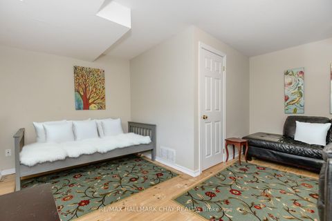 Photo 18 at 11 - 234 Cundles Road E, Little Lake, Barrie