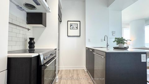Photo 4 at 2409 - 42 Charles Street E, Yonge Corridor, Toronto