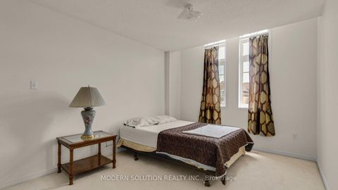 Photo 26 at 86 Lebovic Drive, Oak Ridges Lake Wilcox, Richmond Hill