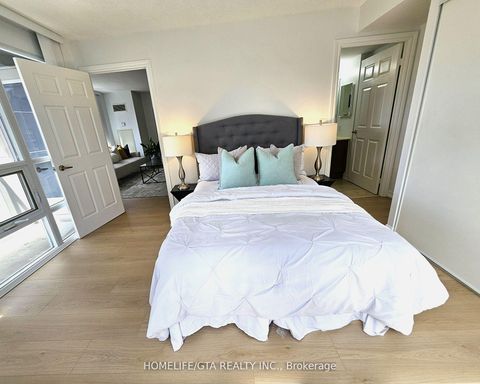 Photo 12 at 1509 - 761 Bay Street, Bay Street Corridor, Toronto