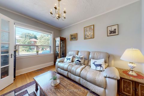 Photo 3 at 87 Guestville Avenue, Mount Dennis, Toronto Photo 3 at 87 Guestville Avenue, Mount Dennis, Toronto