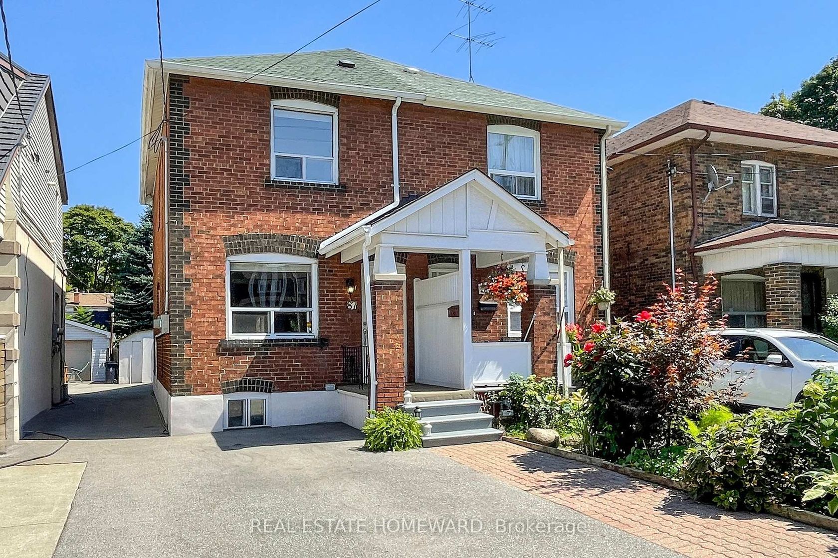 87 Guestville Avenue, Mount Dennis, Toronto 