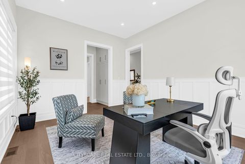 Photo 11 at 140 Hillmount Avenue, Lawrence, Toronto Photo 11 at 140 Hillmount Avenue, Lawrence, Toronto