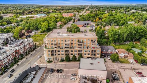 Photo 31 at 602A - 15277 Yonge Street, Aurora Village, Aurora