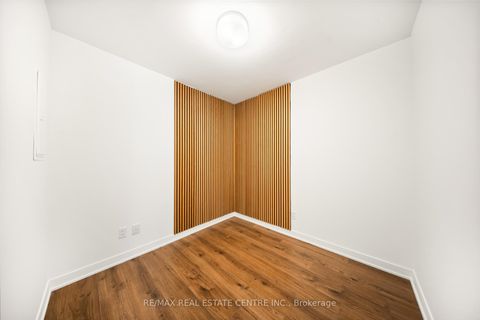 Photo 13 at 813 - 405 Dundas Street W, GO Glenorchy, Oakville