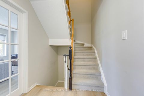 Photo 33 at 215 ROXTON Road, RO River Oaks, Oakville