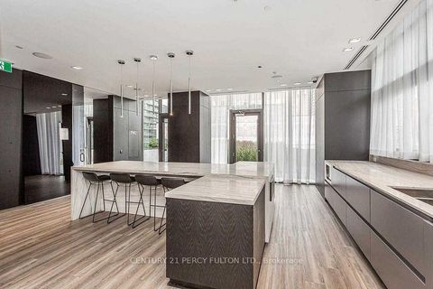 Photo 22 at 1808 - 8 Eglinton Avenue E, Mount Pleasant West, Toronto
