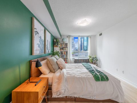Photo 14 at 608 - 18 Parkview Avenue, Willowdale East, Toronto