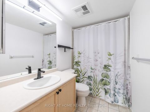 Photo 16 at 608 - 18 Parkview Avenue, Willowdale East, Toronto