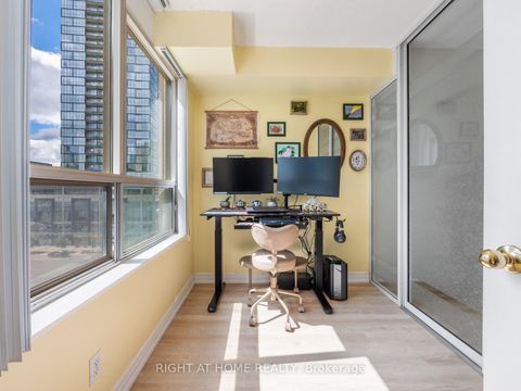 Photo 23 at 608 - 18 Parkview Avenue, Willowdale East, Toronto