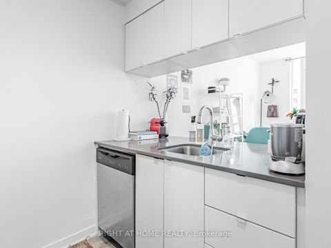 Photo 7 at 1507 - 69 Lynn Williams Street, Niagara, Toronto