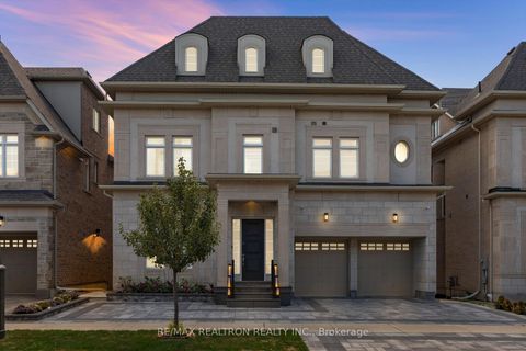 Photo 1 at 7 Aspy Court, Patterson, Vaughan