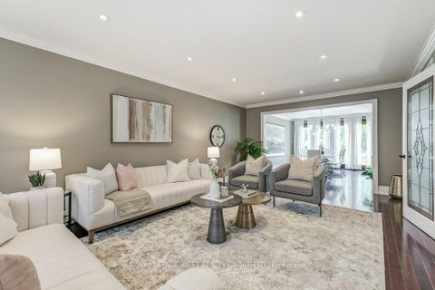Photo 8 at 41 Vancho Crescent, Humber Valley, Toronto