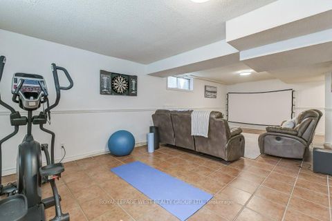 Photo 33 at 41 Vancho Crescent, Humber Valley, Toronto