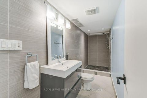 Photo 34 at 41 Vancho Crescent, Humber Valley, Toronto