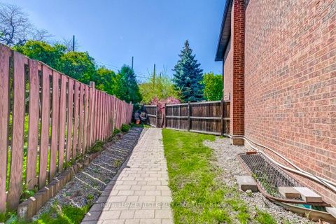 Photo 36 at 41 Vancho Crescent, Humber Valley, Toronto