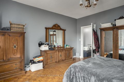 Photo 15 at 227 Shaw Street, Bellwoods, Toronto