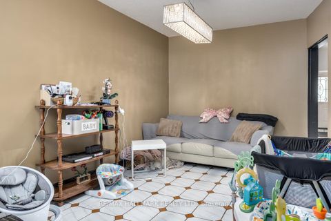 Photo 23 at 227 Shaw Street, Bellwoods, Toronto