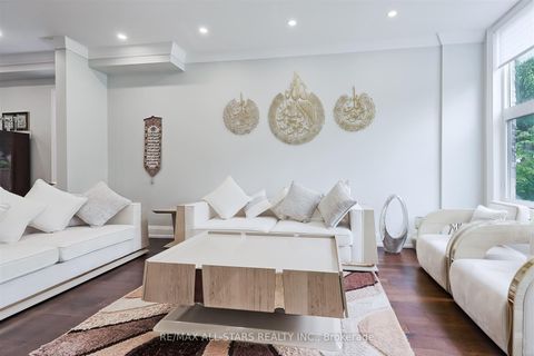 Photo 4 at 50 Eastville Avenue, Cliffcrest, Toronto