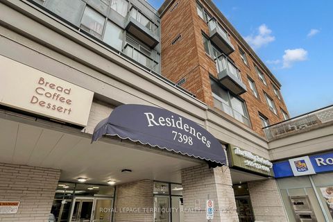 Photo 3 at 213 - 7398 Yonge Street, Yorkhill, Vaughan