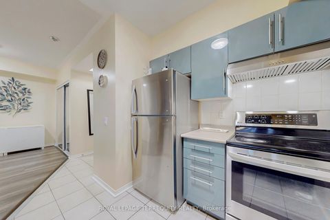 Photo 16 at 213 - 7398 Yonge Street, Yorkhill, Vaughan