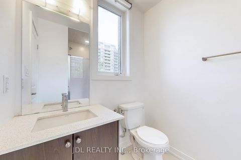 Photo 17 at 112 - 370 D Red Maple Road, Langstaff, Richmond Hill
