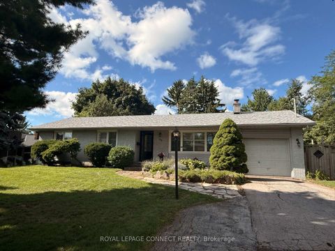 Photo 2 at 338 Sawyer Road, WO West, Oakville