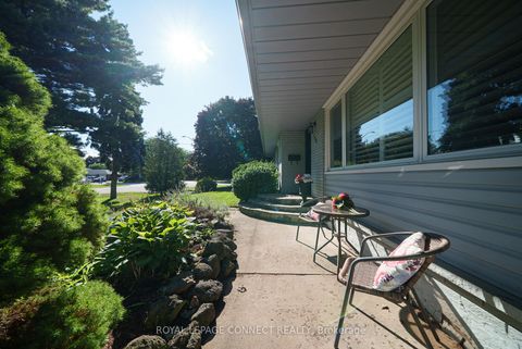 Photo 3 at 338 Sawyer Road, WO West, Oakville