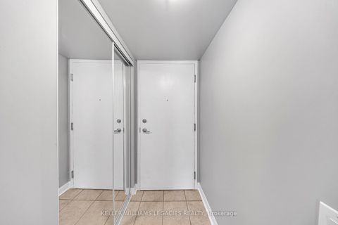 Photo 2 at 646 - 525 Wilson Avenue, Clanton Park, Toronto