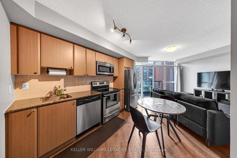 Photo 6 at 646 - 525 Wilson Avenue, Clanton Park, Toronto