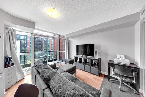 Photo 9 at 646 - 525 Wilson Avenue, Clanton Park, Toronto