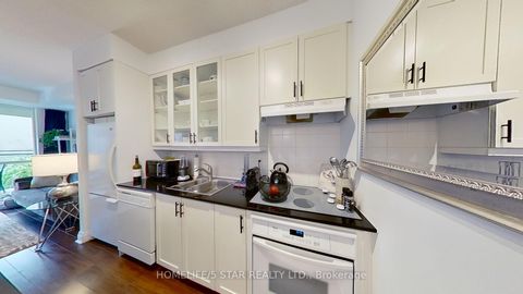 Photo 2 at 209 - 25 SCRIVENER Square, Moore Park, Toronto