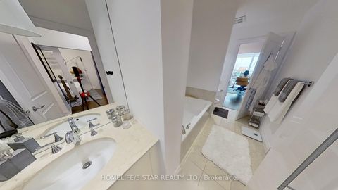 Photo 11 at 209 - 25 SCRIVENER Square, Moore Park, Toronto
